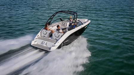 Катер Yamaha AR220